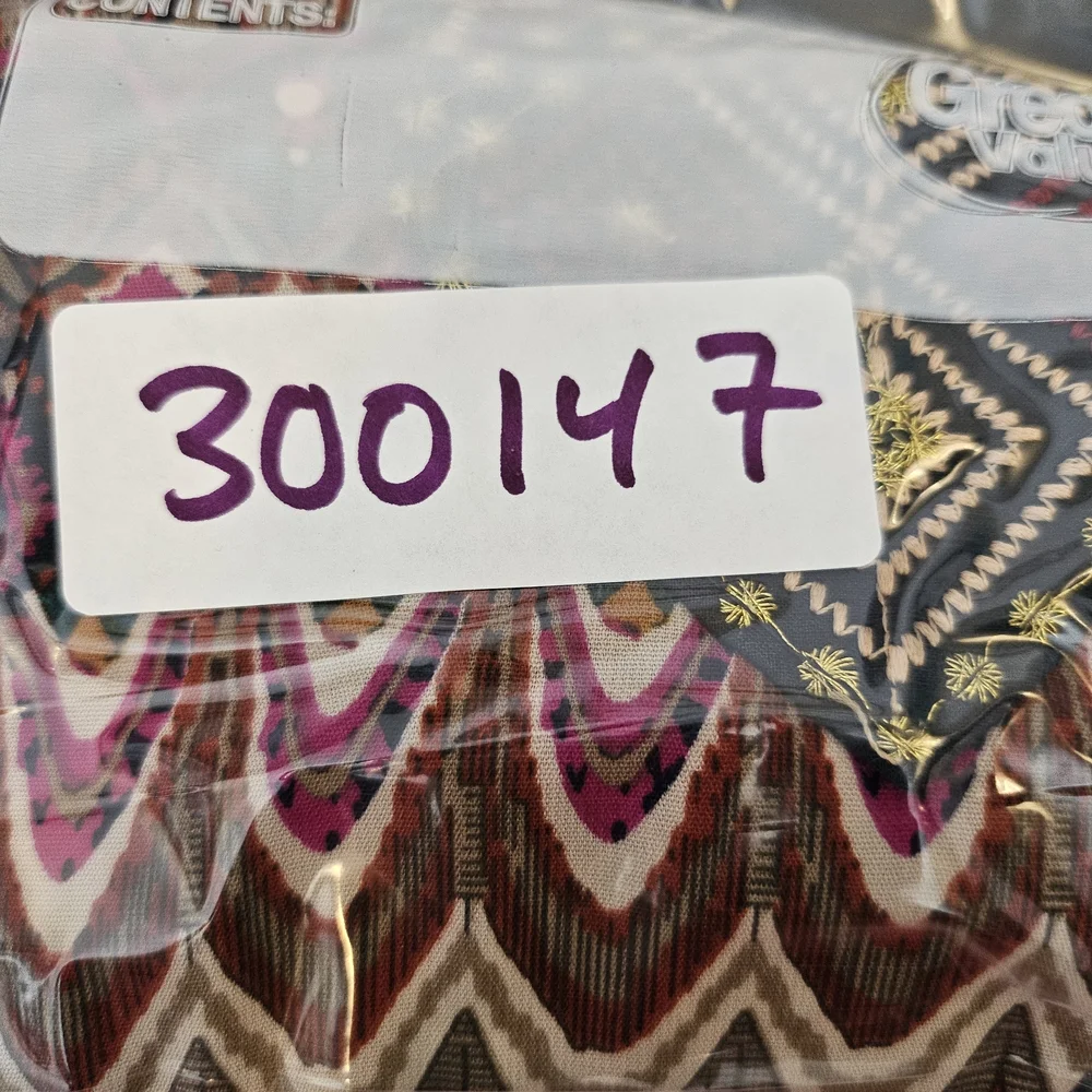 Miami Multicolor Patterned Top - Picture 8 of 8